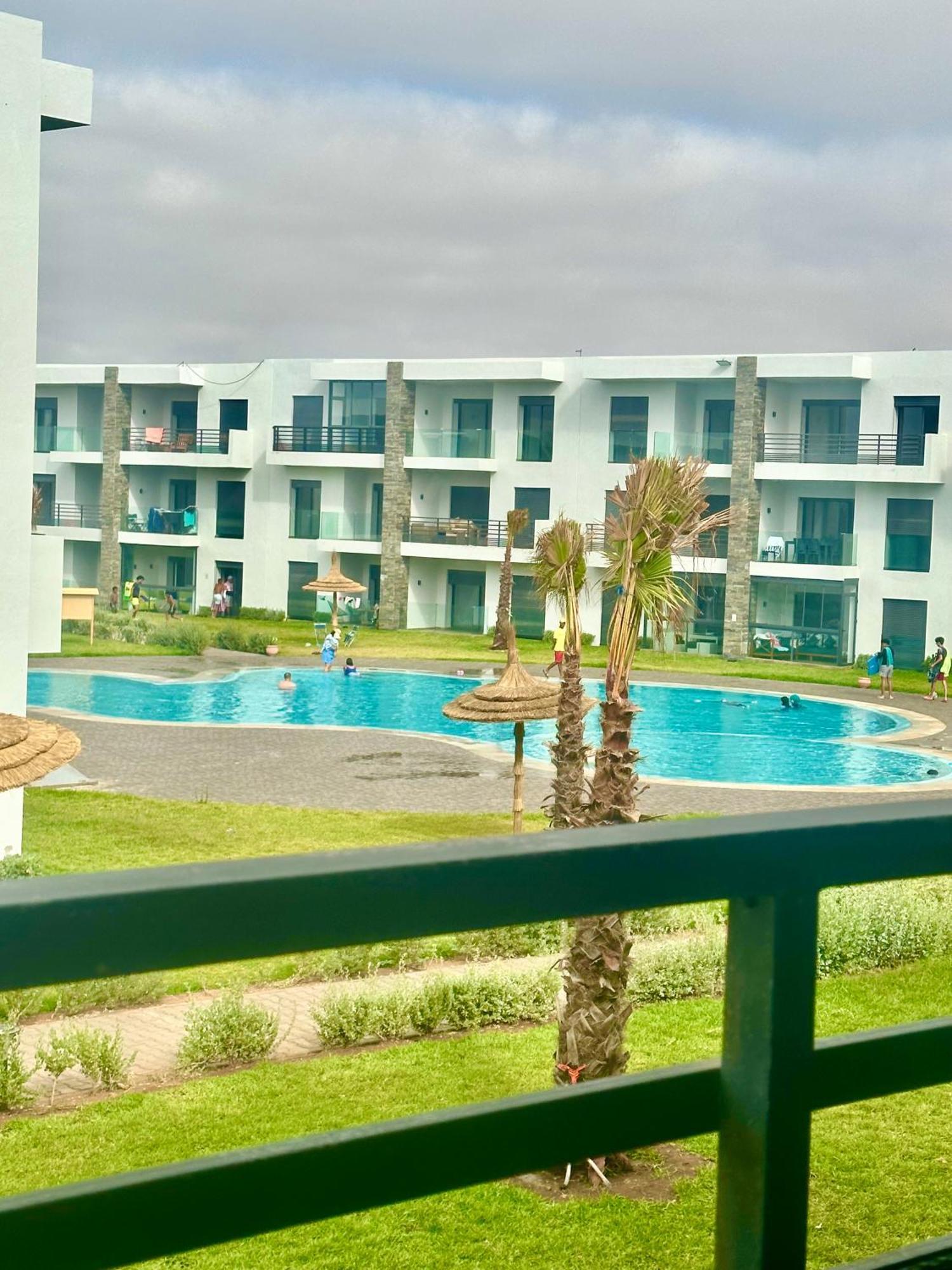 Appartement Cozy Avec Piscine Sidi Rahal  Exterior foto